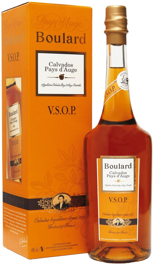Кальвадос Булар Гран Солаж Пэи д'Ож / Boulard Grand Solage Pays d'Auge - подробнее Кальвадос Булар Гран Солаж Пэи д'Ож / Boulard Grand Solage Pays d'Auge