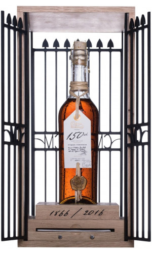 Коньяк Шато де Монтифо 150-летний юбилей 0,5 / Chateau de Montifaud 150th Anniversary 0.5 - подробнее Коньяк Шато де Монтифо 150-летний юбилей 0,5 / Chateau de Montifaud 150th Anniversary 0.5