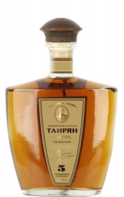 Коньяк Таирян 5 лет 0,5 / Tairyan 5 Years Old - подробнее Коньяк Таирян 5 лет 0,5 / Tairyan 5 Years Old