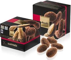 RF105 Миндаль в горьком шоколоаде Valrhona с диким перцем из Мадагаскара с какао порошком - подробнее RF105 Миндаль в горьком шоколоаде Valrhona с диким перцем из Мадагаскара с какао порошком